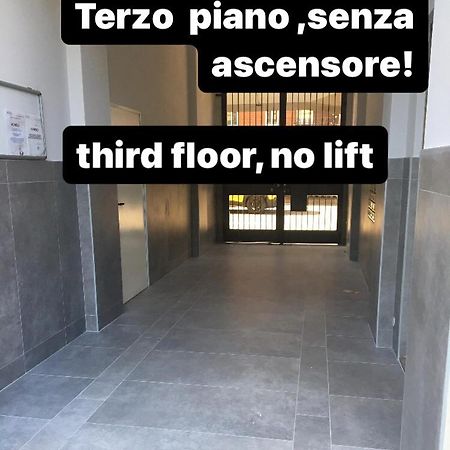 Studio Monte Ceneri Lägenhet Milano Exteriör bild
